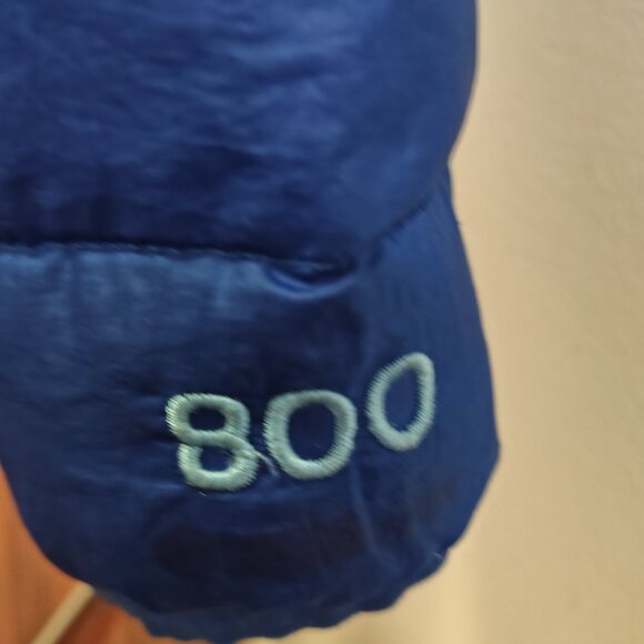 Women's Goose Down Jacket - Picture 8 of 11